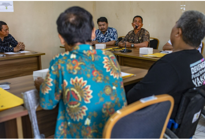 The AT fulfilment working group meeting in Purworejo, Indonesia, as part of the foundational investment programme supported by ATscale. Photo Credit: Pusat Rehabilitasi YAKKUM