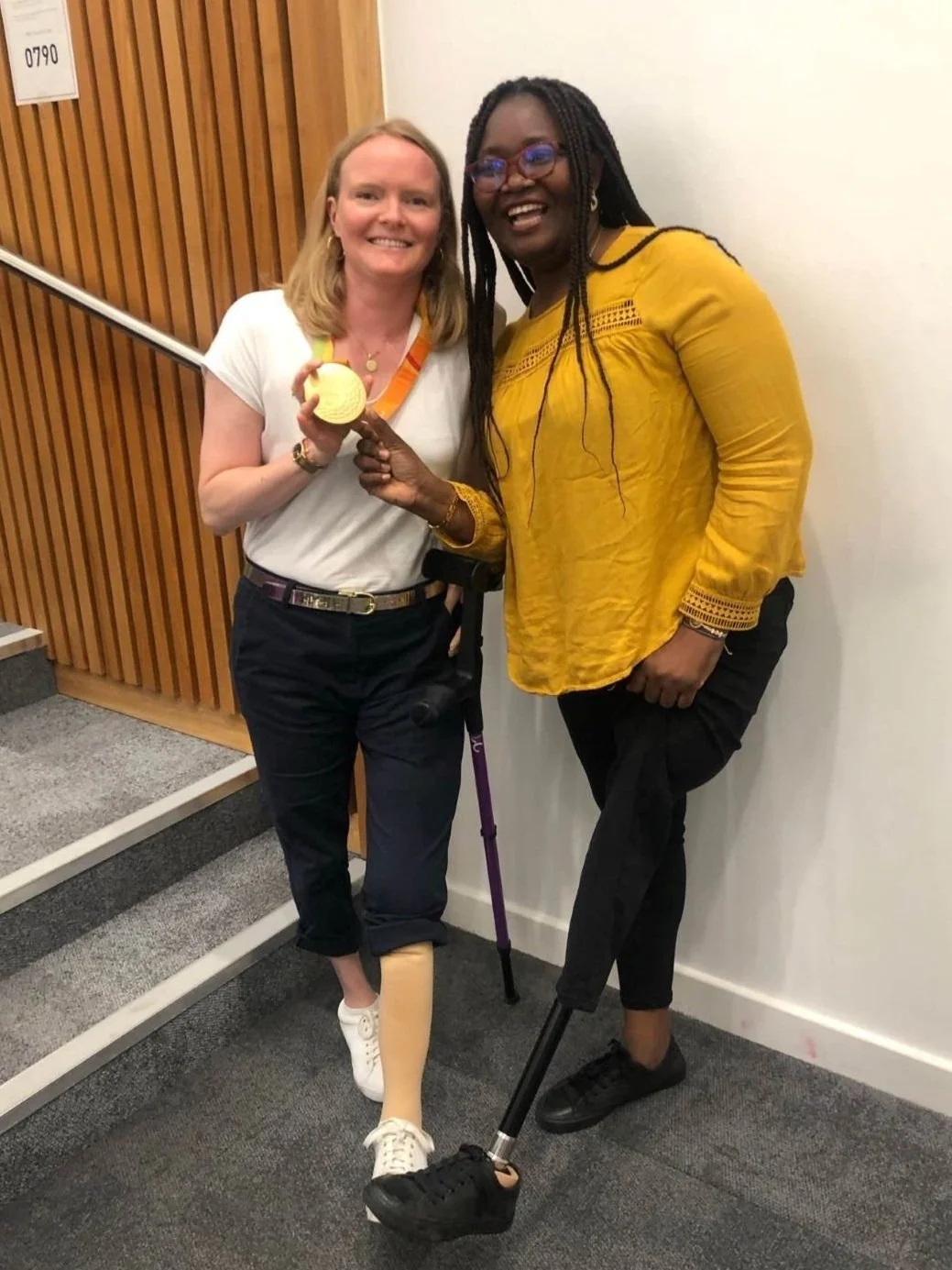 Susannah with a Chevening Scholar, through the FCDO Chevening Scholarship programme, who is also a prosthetic limb user. 